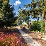 Zen By Interhome * רבפולופ