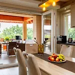 דירה Zen By Interhome רבפולופ